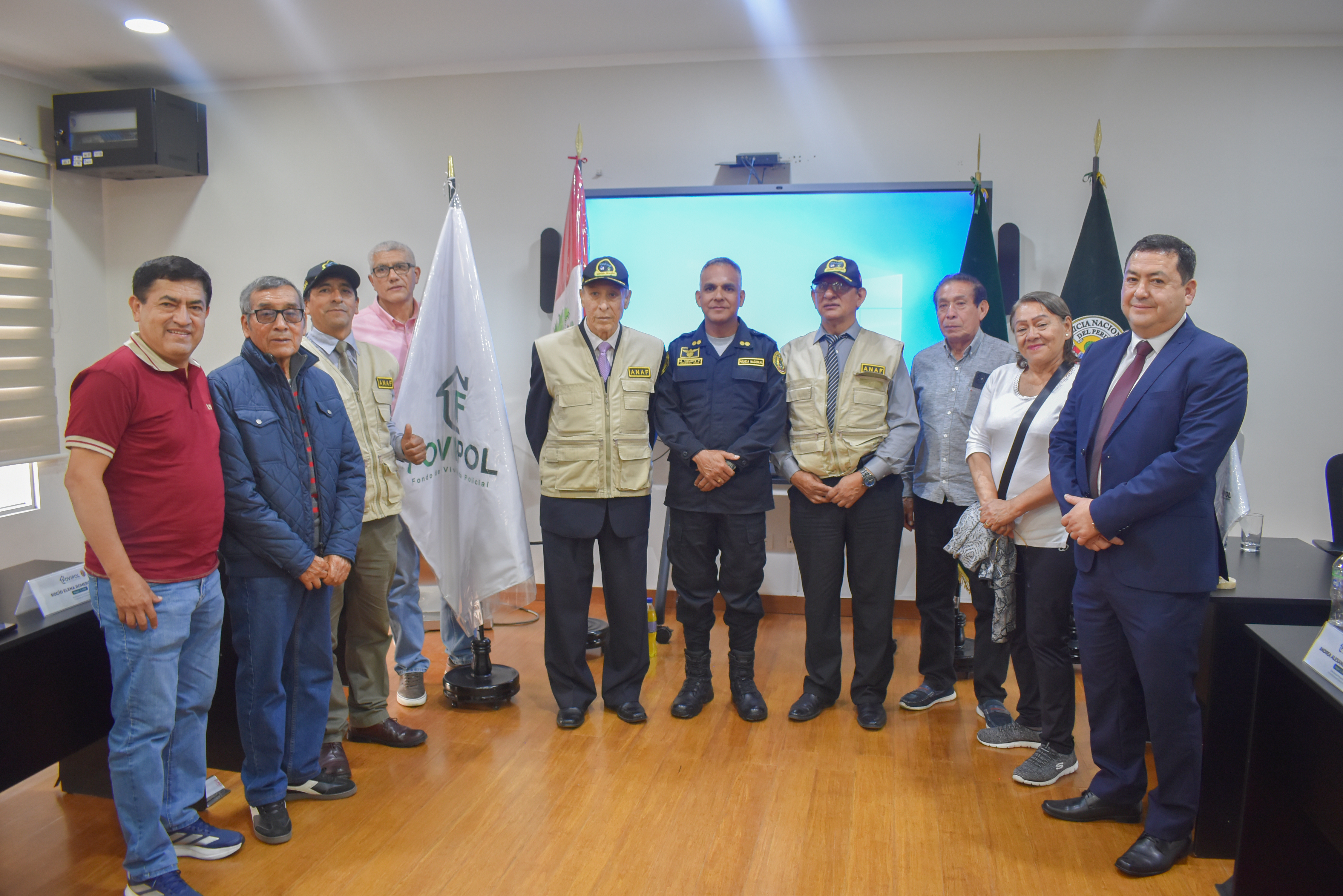 Gestión del Coronel PNP Edgar Paredes Montenegro renueva el compromiso de FOVIPOL con la vivienda policial a 25 años de sus primeras entregas
