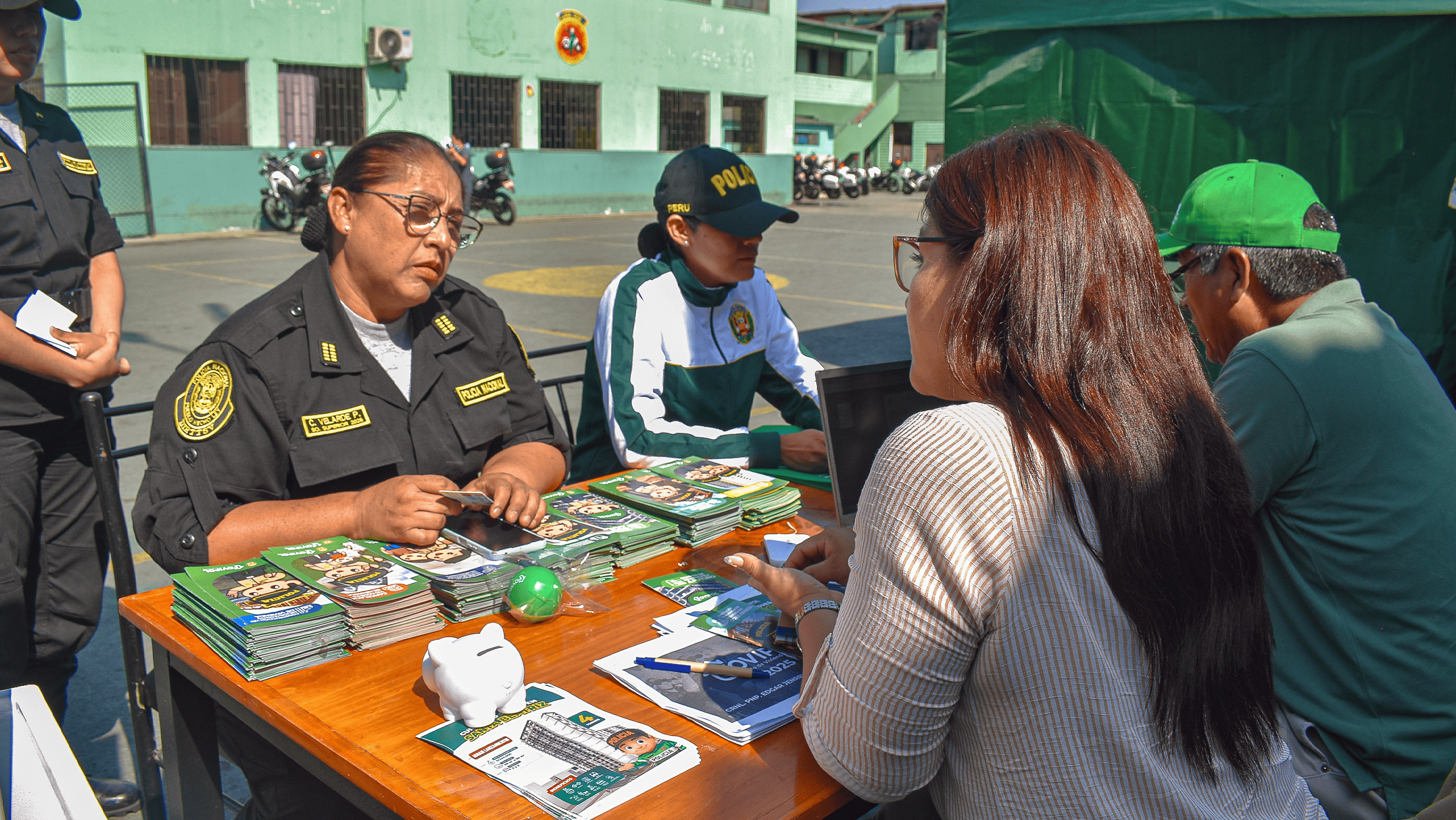 FOVIPOL brindó asesoría integral a más de 150 efectivos policiales en la Dirección de Tránsito de La Victoria