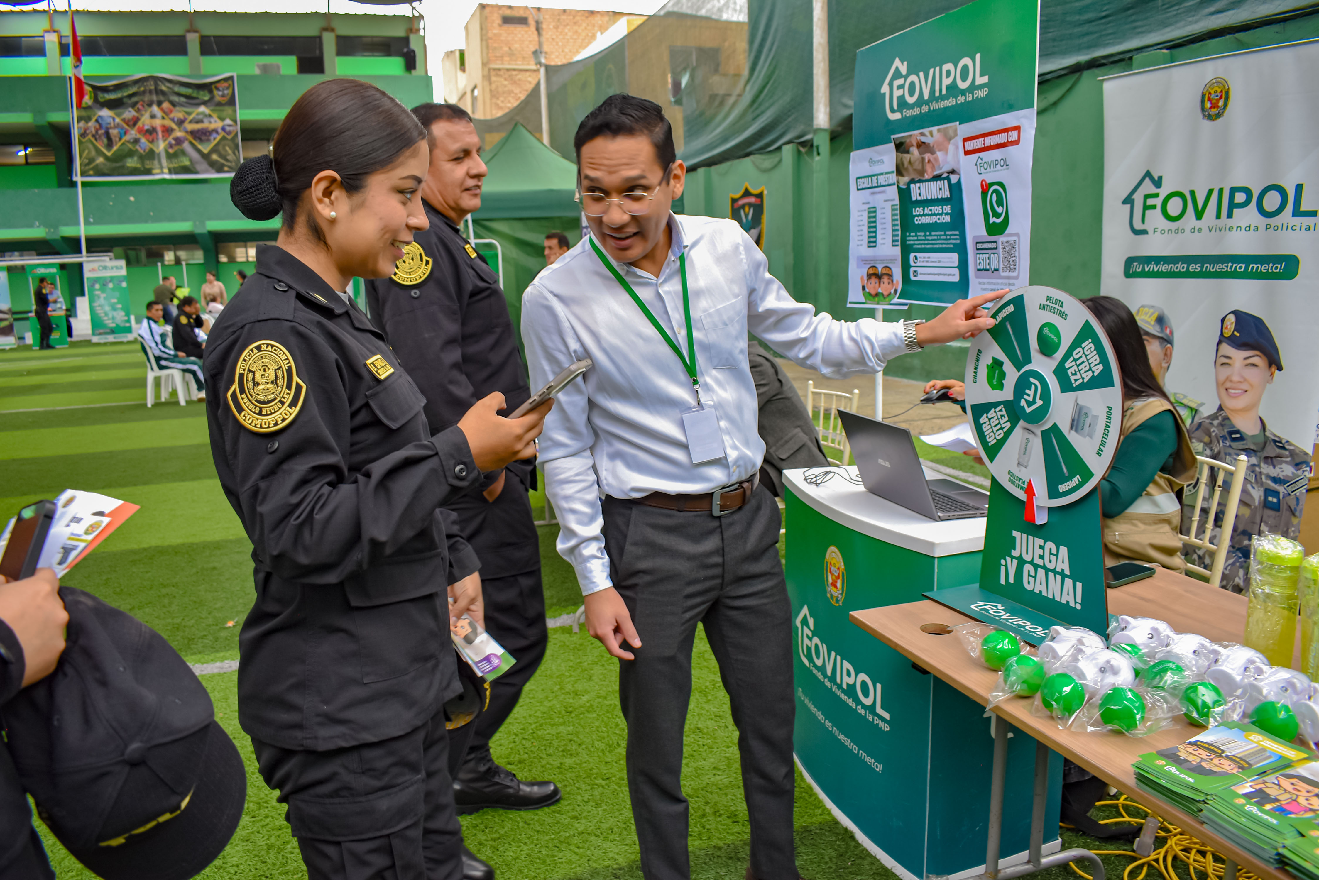 FOVIPOL acercó sus servicios a la familia policial durante campaña de salud e información organizada por la DIRBAP PNP