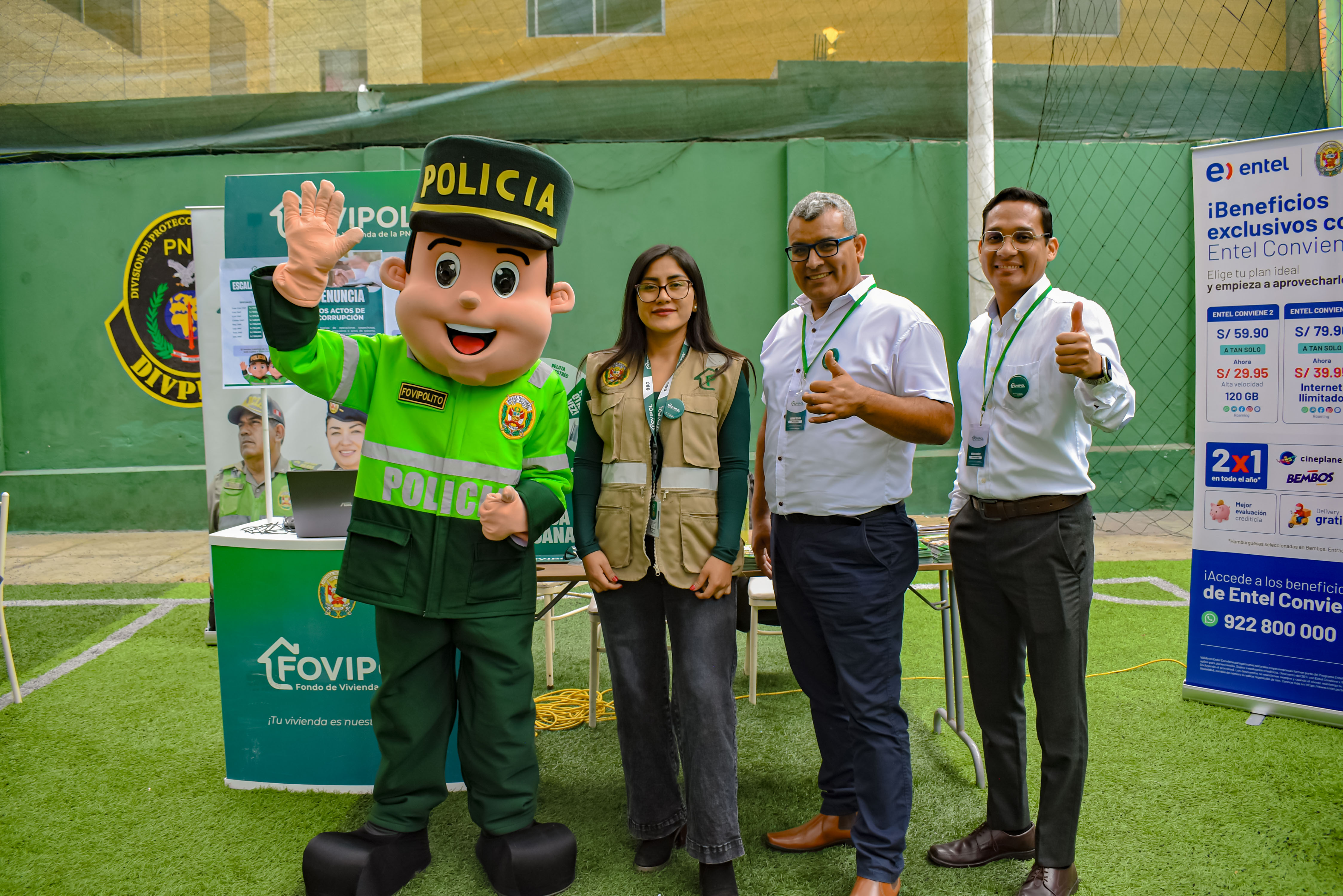 FOVIPOL acercó sus servicios a la familia policial durante campaña de salud e información organizada por la DIRBAP PNP